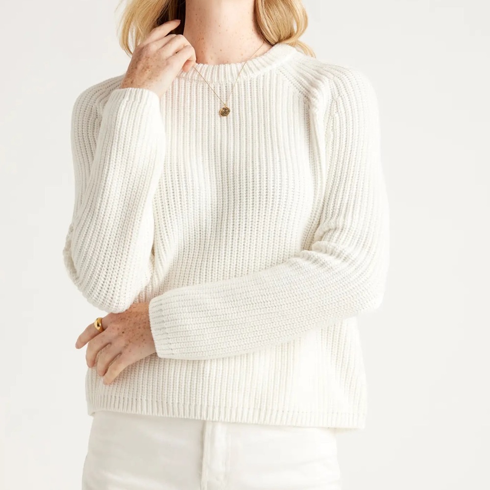 Quince women’s ivory white crewneck sweater size M